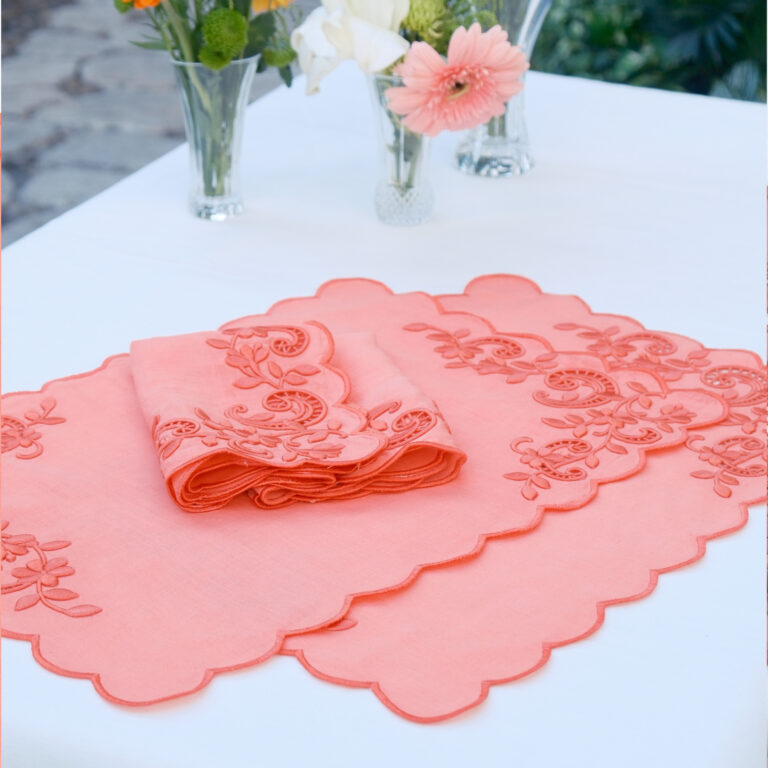 Royal Evalı Beyaz İş Amerikan Servis – Nar Çiçeği